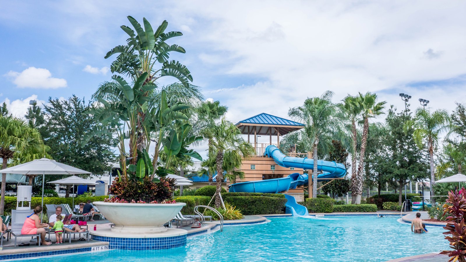 Aqua park slide