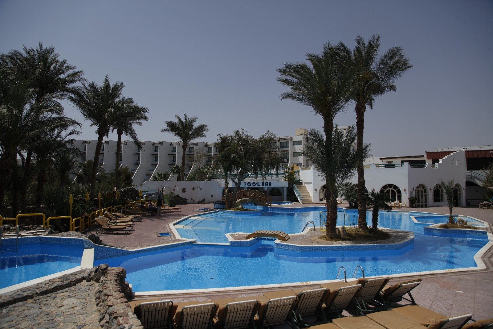 Public and hospitality swimming pool