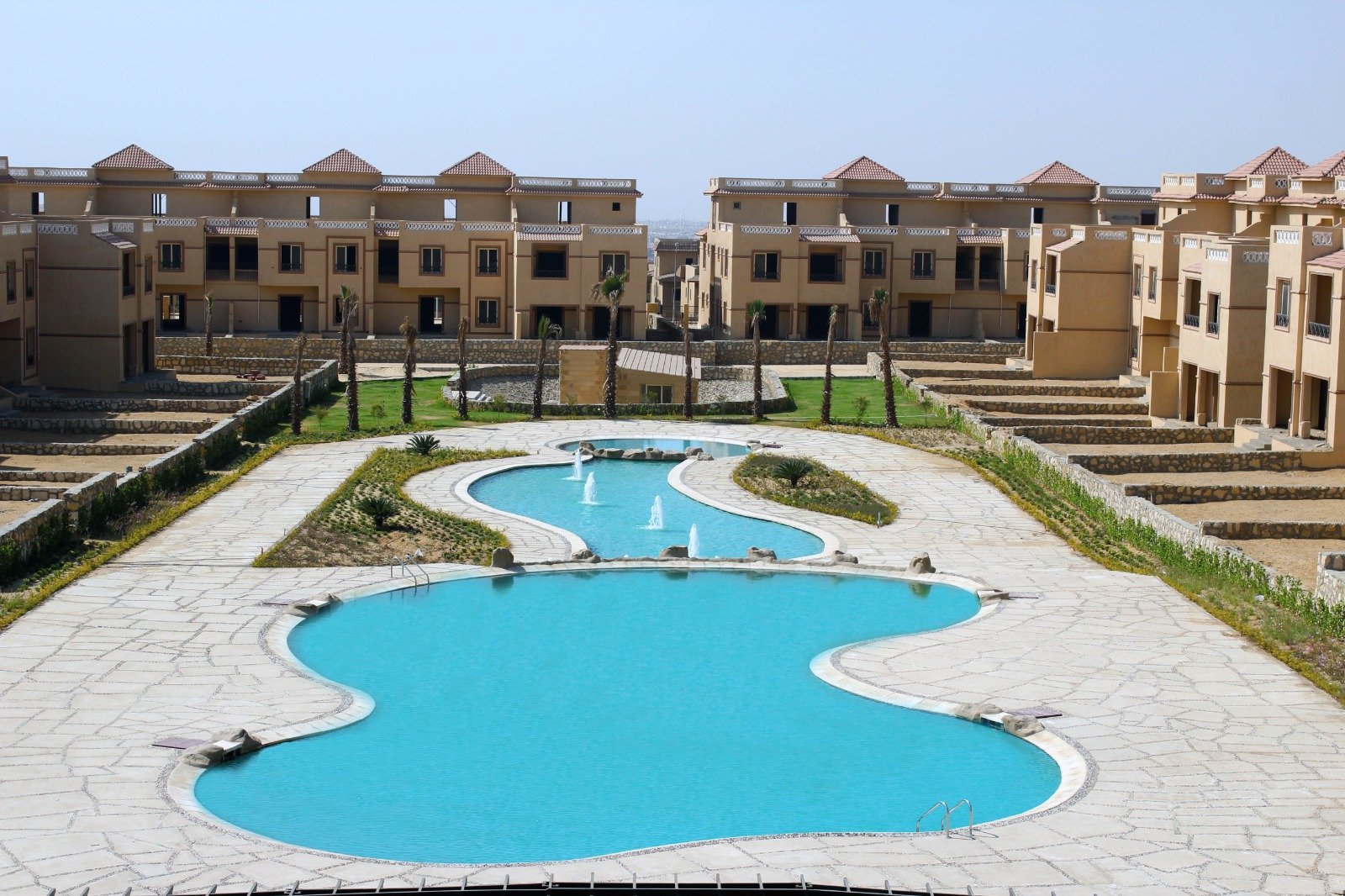 Public and hospitality swimming pool