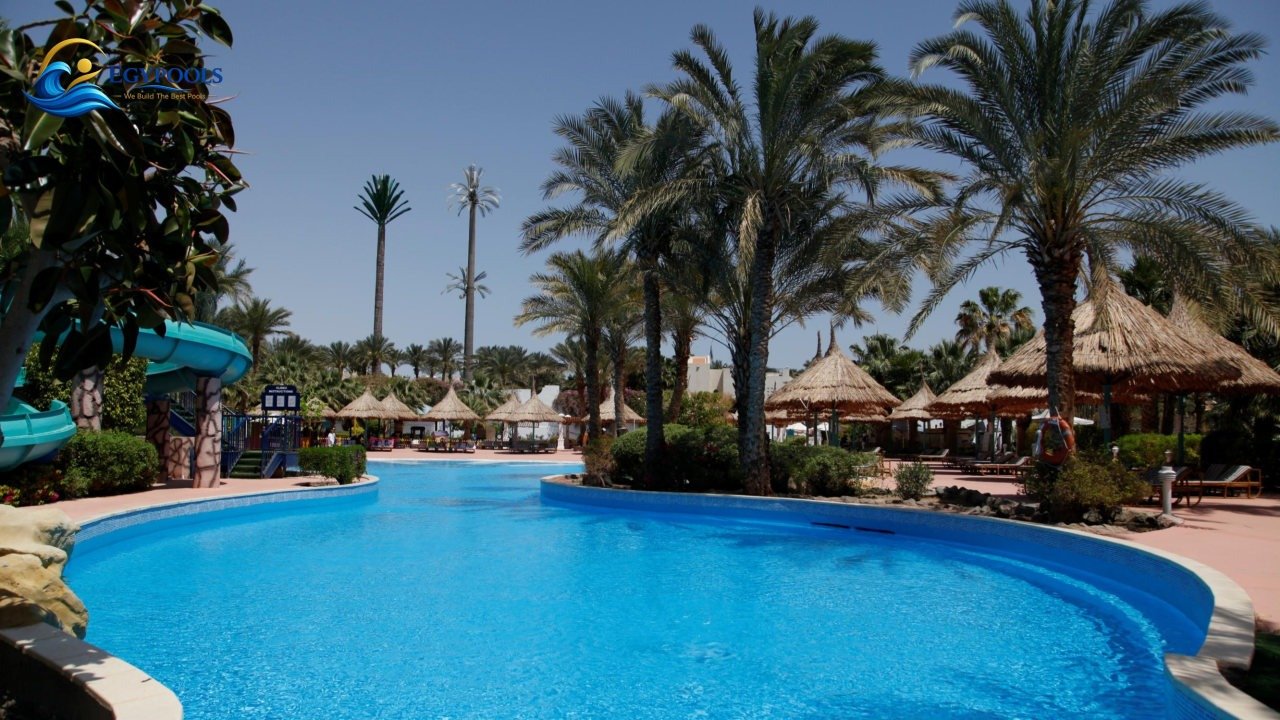 Public and hospitality swimming pool