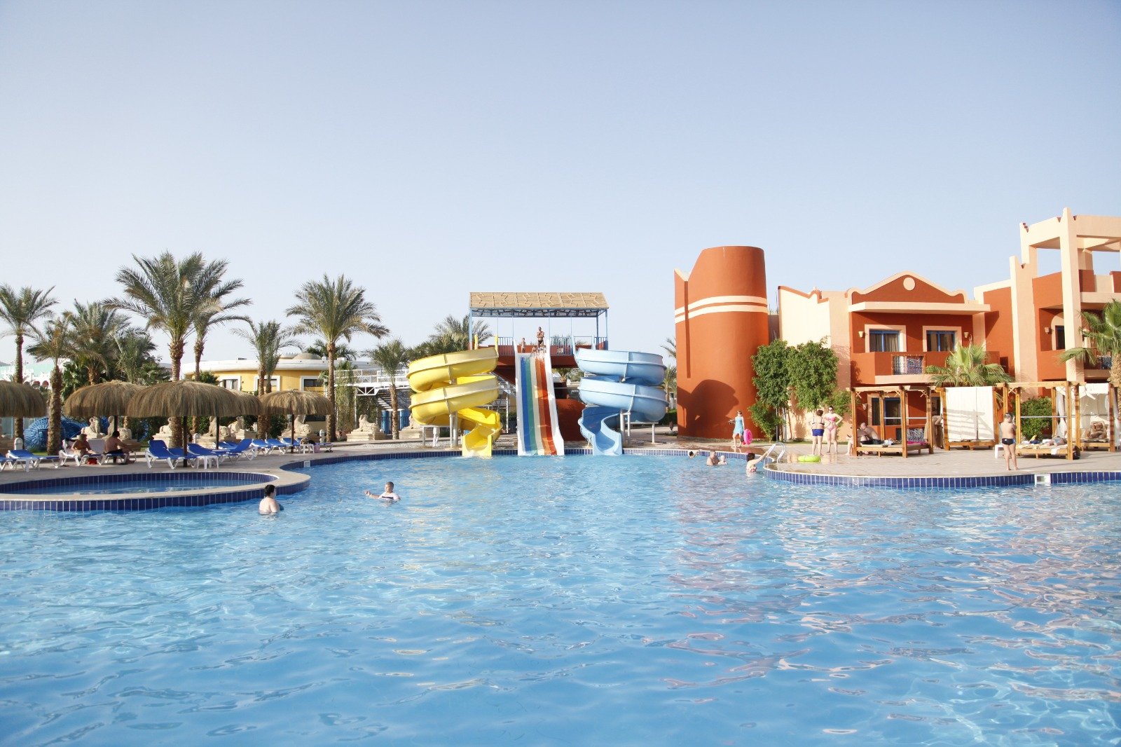 Public swimming pool