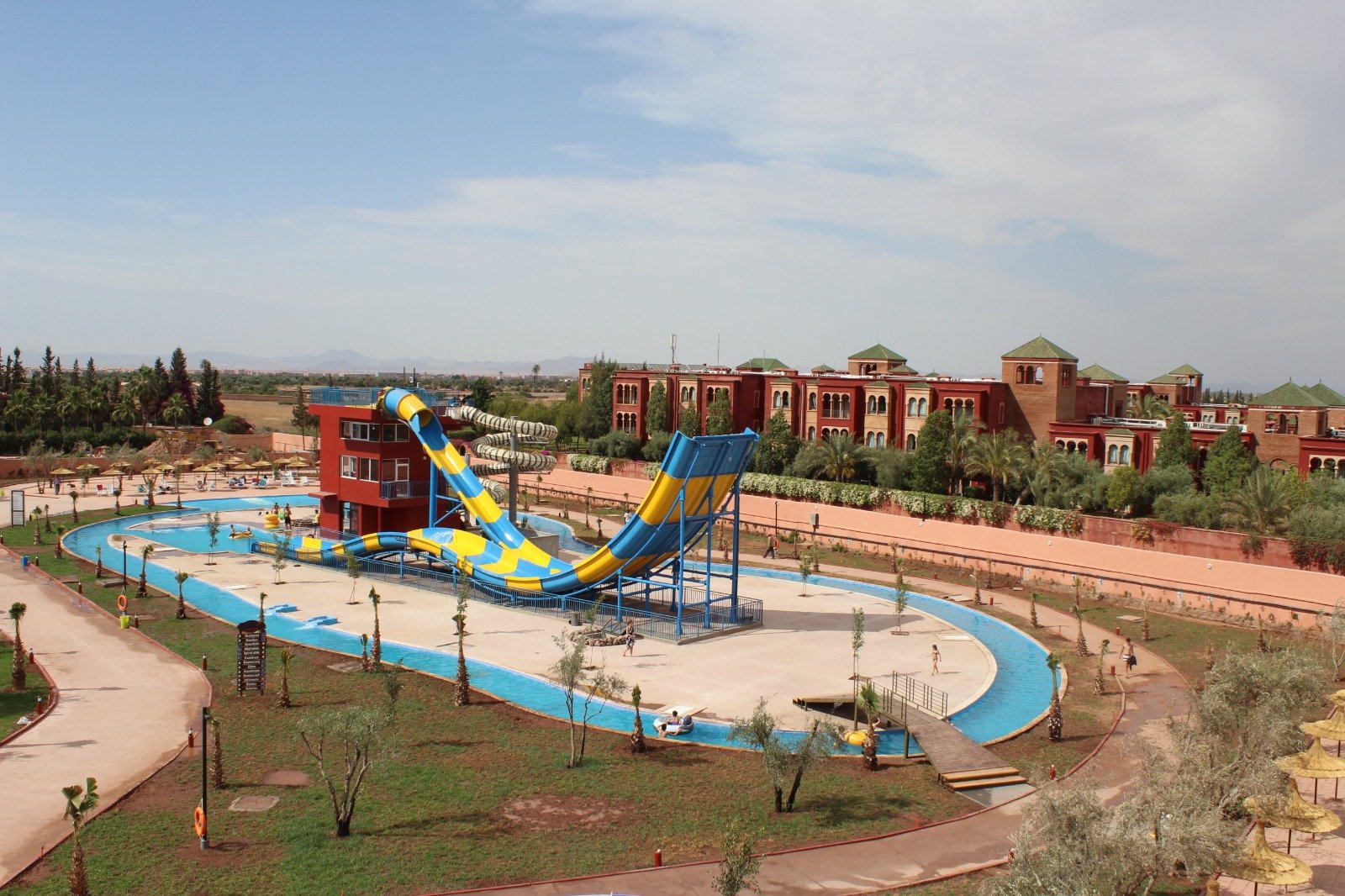 Water slides and water play installation